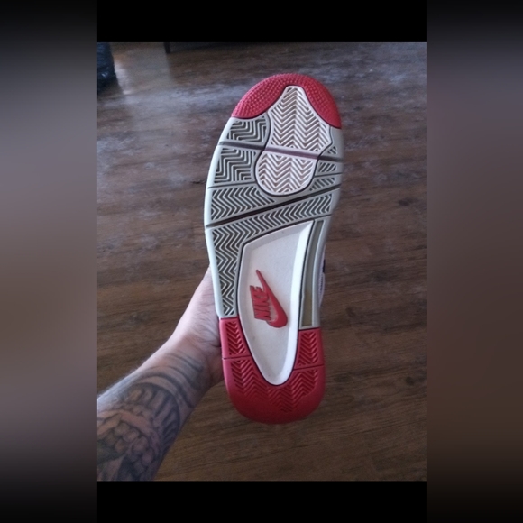 Retro 4 Jordans sz 11 - Picture 2 of 4